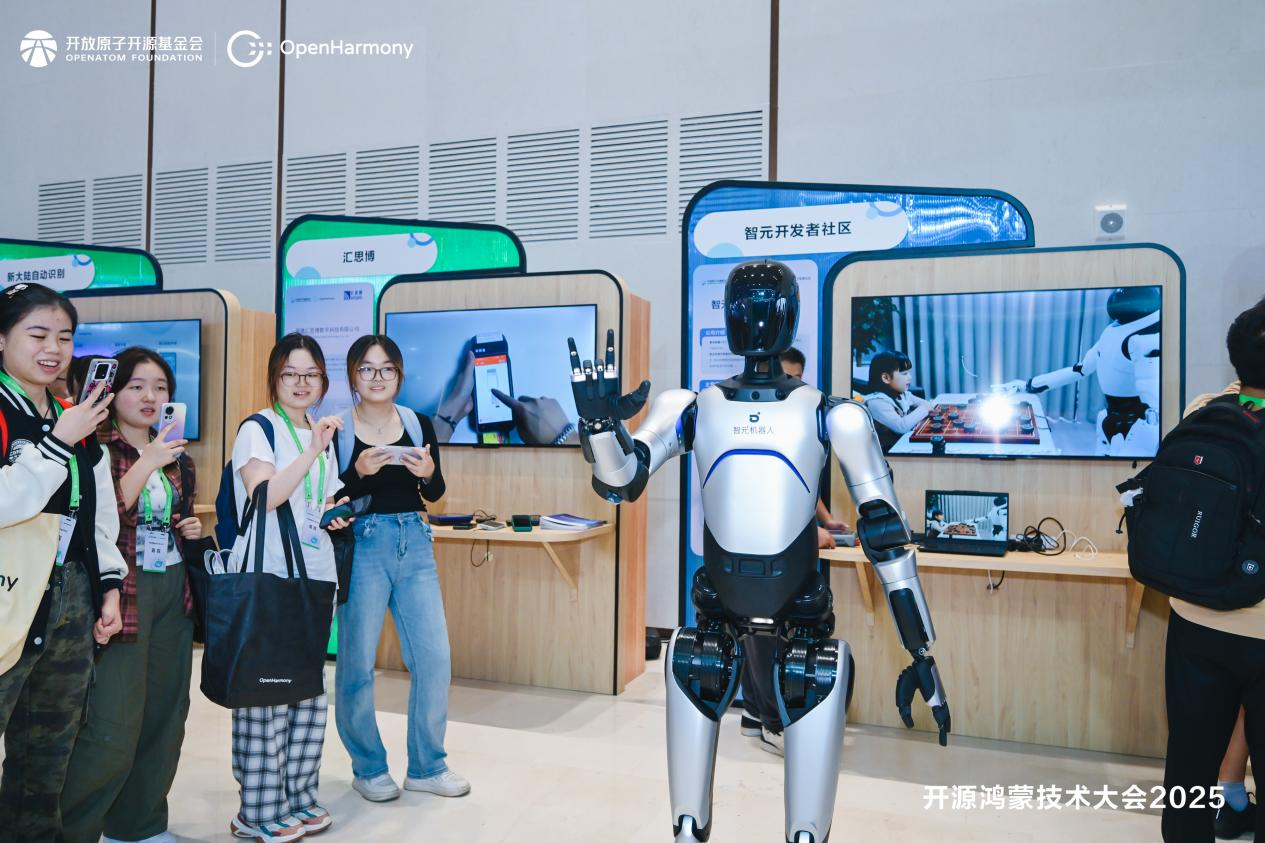 9.29 星空(中国)xingkong开源鸿蒙推文图片2.png